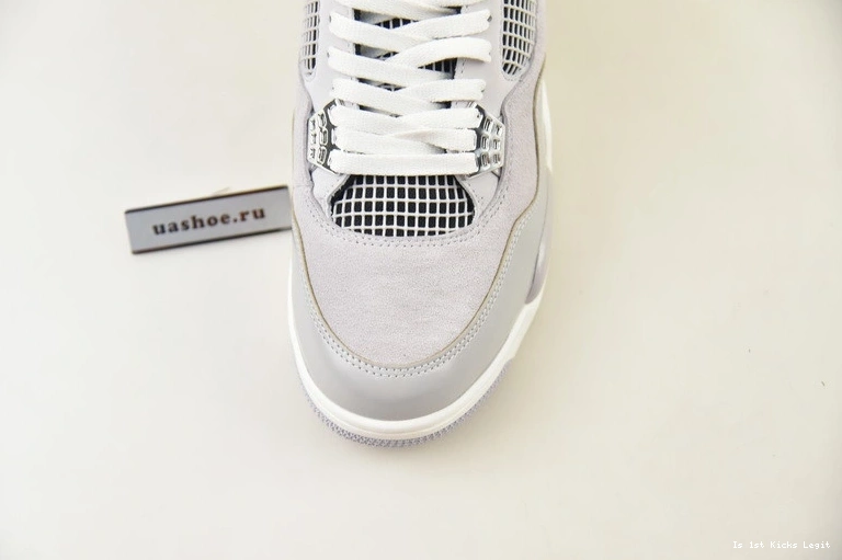 Air AQ9129-001 Moments 4 Jordan Frozen 1120